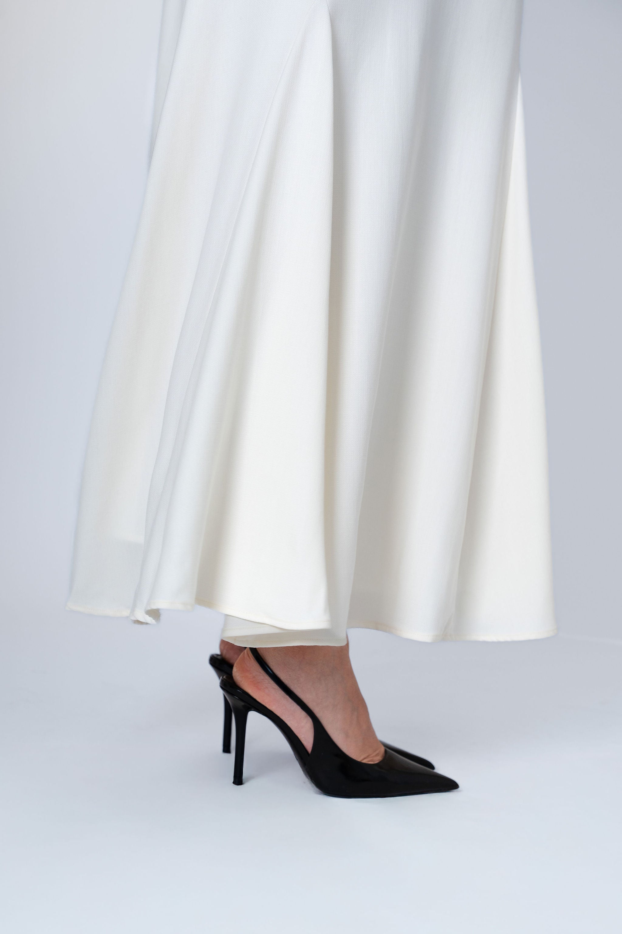 Linea Skirt - Ivory